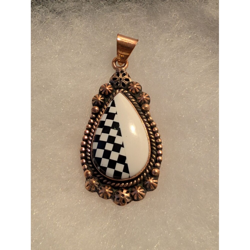 Large Copper And Checked Composite Pendant - Picture 1 of 4